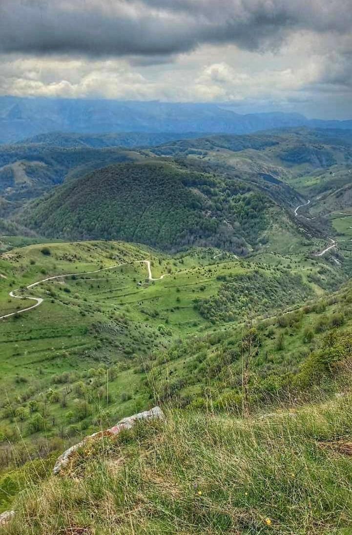Konak Umoljani 外观 照片