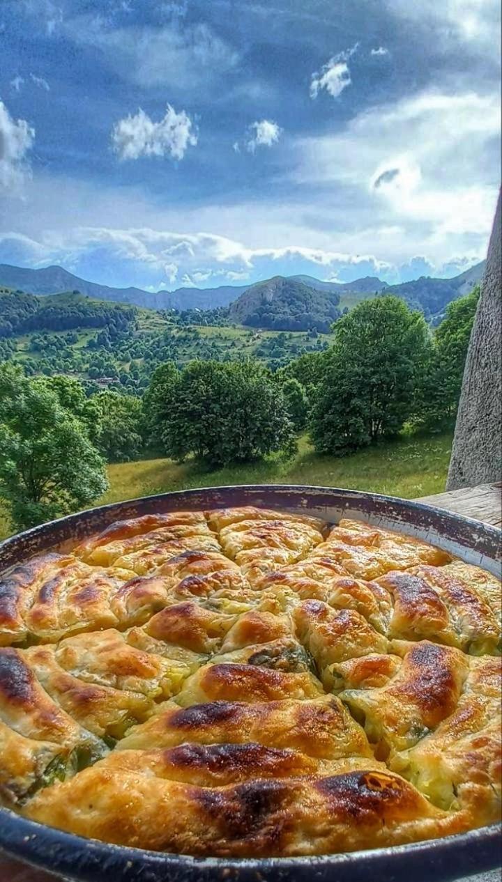 Konak Umoljani 外观 照片