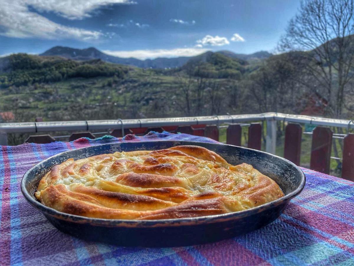 Konak Umoljani 外观 照片